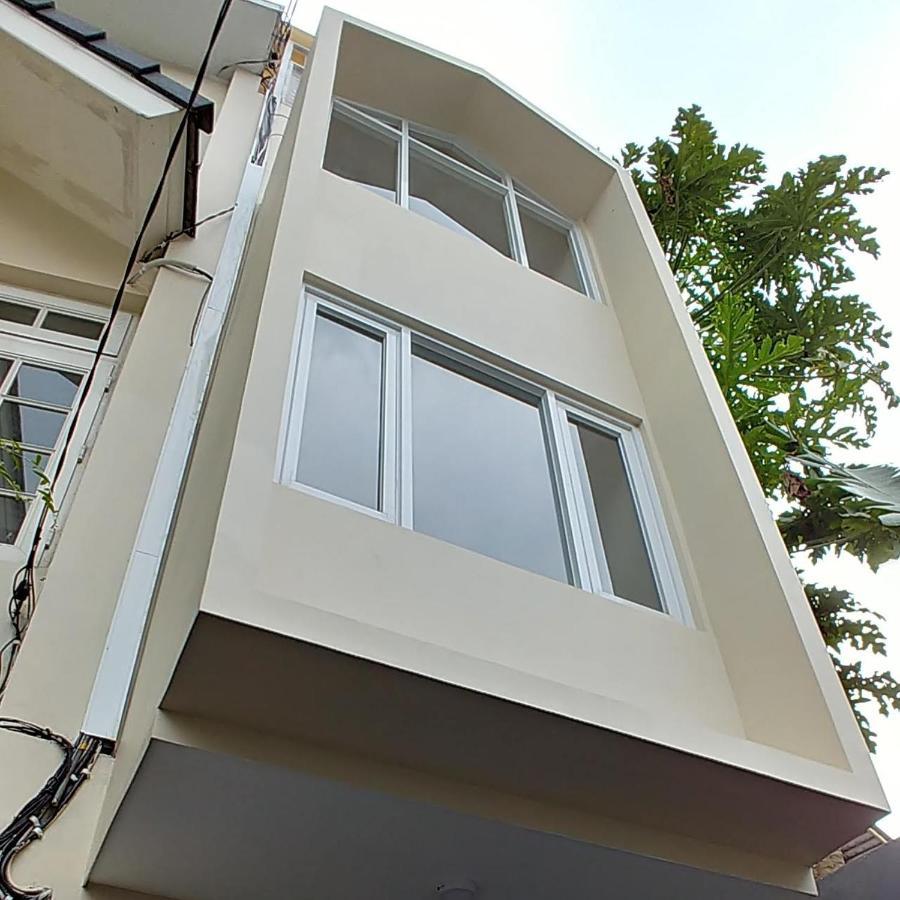 Cottonwood Bed & Breakfast House Bandung Exterior photo